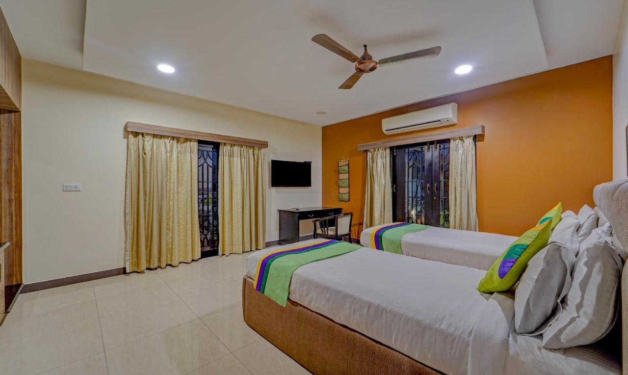 Treebo Elan Hotel Chennai Exterior photo