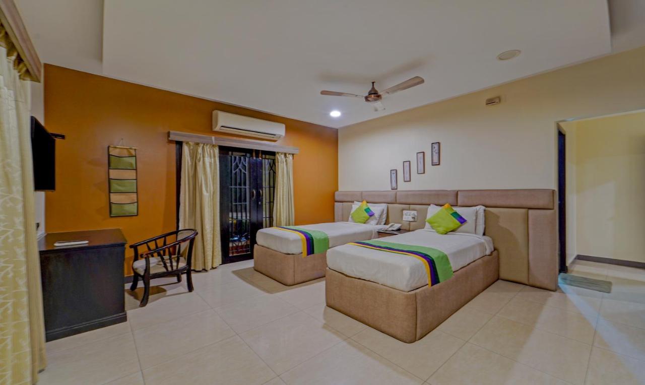 Treebo Elan Hotel Chennai Exterior photo